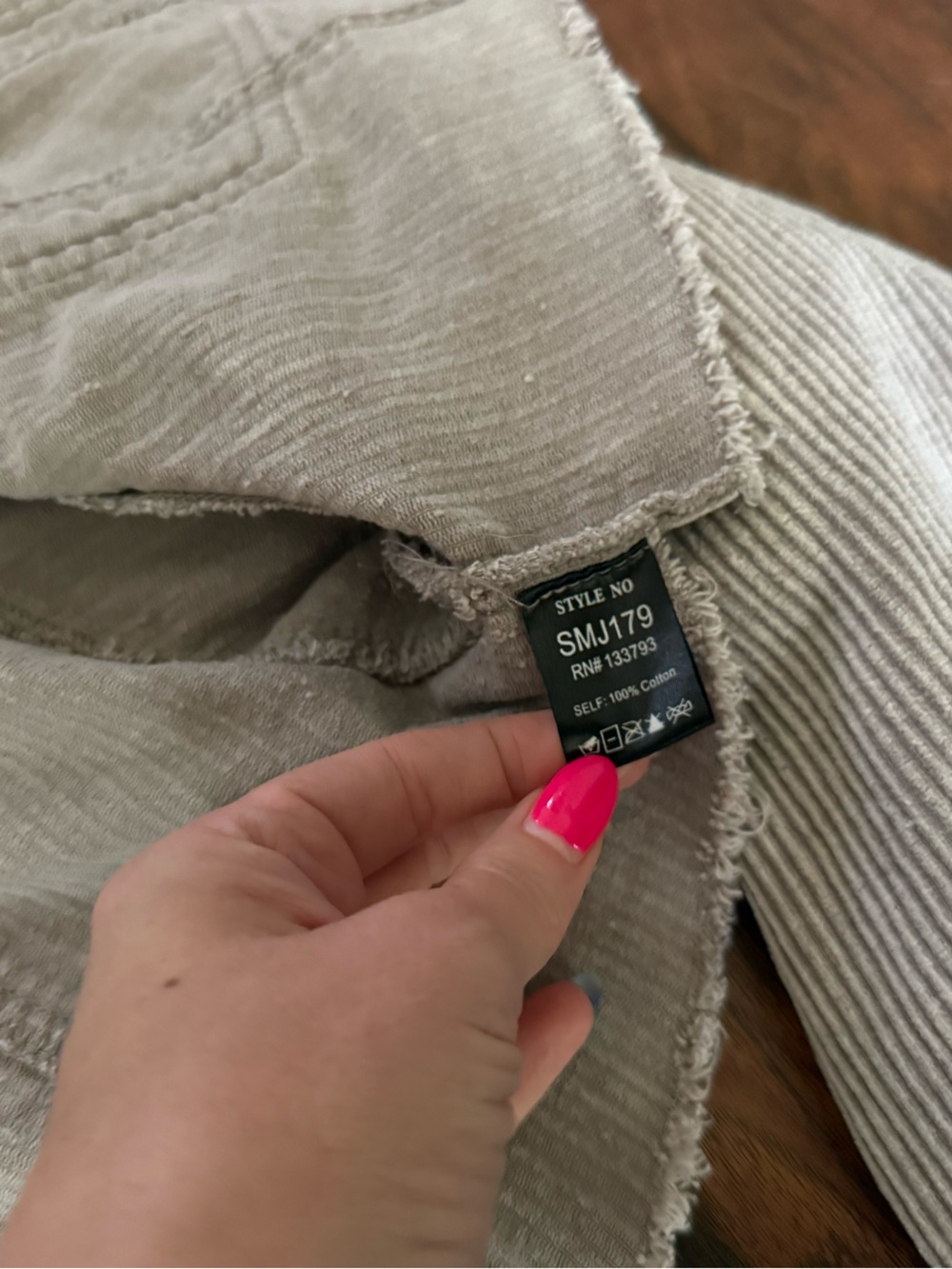 POL Cropped Corduroy Jacket in Light Gray - Picture 4 of 5